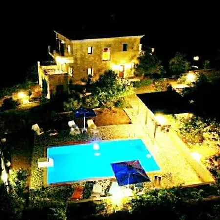 ヴィラ Beautiful Swimming Pool Sea View Near Village Not Far From Nw レティムノ